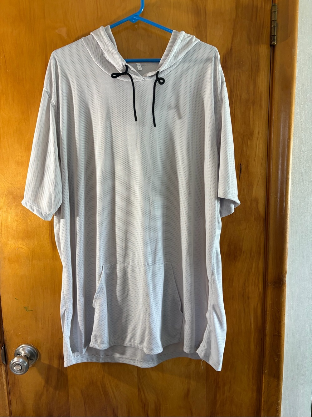 Men's Lightweight Hooded Short-Sleeve Shirt - light gray
